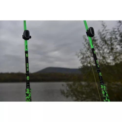MADCAT UV SERIES DELUXE 320 100-250G 2SEC - 2 részes harcsázó bot