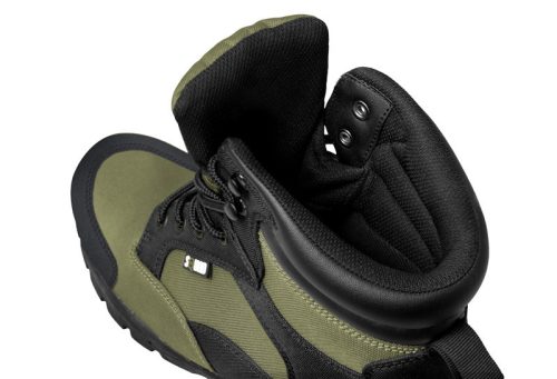 Delphin SQUAD cipő 46  