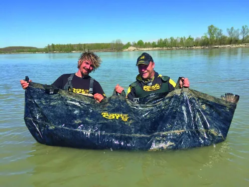 Black Cat Hard Core halmérő bölcső 210cm 156cm   