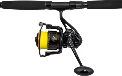 Black Cat Hard Core Combo Bank Rod 3,00m 600gr 2 részes Harcsázó Bot Black Passion FD 80 Orsóval és S-Line Zsinórral